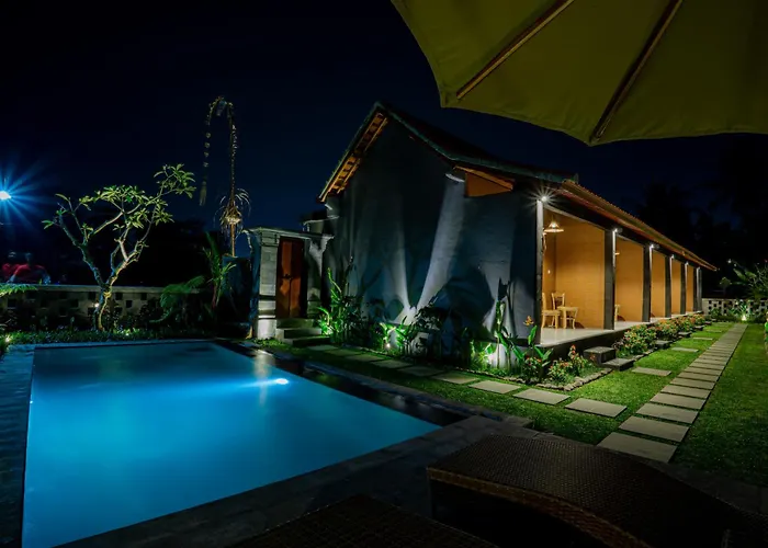 Sri Aurora Guest house *