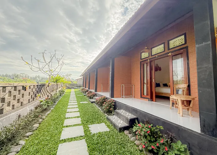 Sri Aurora Guest house